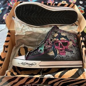 ED HARDY brand new designer sneakers size 8